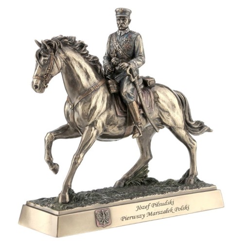 jozef-pilsudski[1].jpg