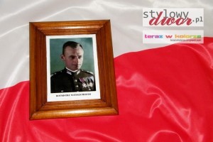 Witold Pilecki - portret na drewnie