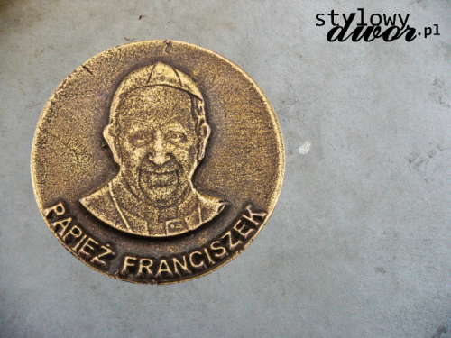 aprzypinka-papierz-franciszek.png