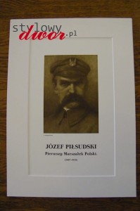 Józef Piłsudski – portret oprawiony w passepartout – autor Leonard Stroynowski