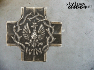 Krzyż WIN - odznaka Zrzeszenia „Wolność i Niezawisłość” 1945–1954