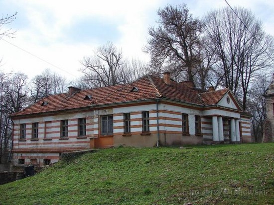 Bobrek oficyna pałacu